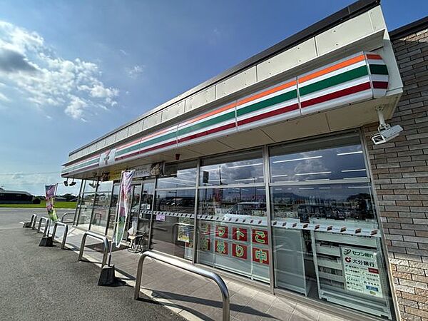 【周辺環境/コンビニ】セブンイレブン中津鍋島店様まで2496m（車5分）