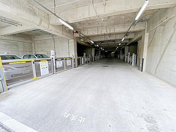 機械式駐車場です。
