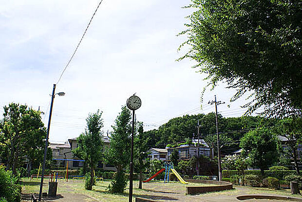 雪見原西公園まで約110ｍ