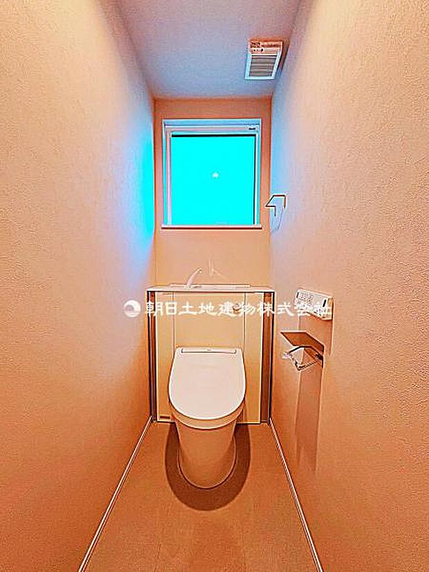 1階、2階ともに快適なウォシュレットを完備しております。