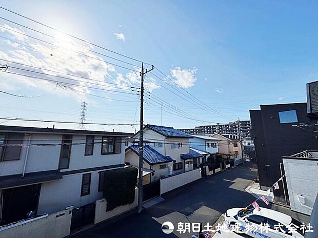 バルコニーからは解放感溢れる眺望です。