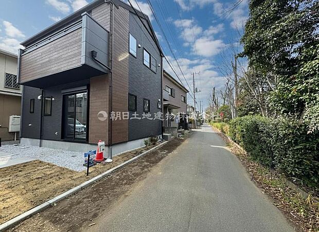 シックで落ち着いた飽きの来ない外観は、住む方のプライドを満たすクオリティ。