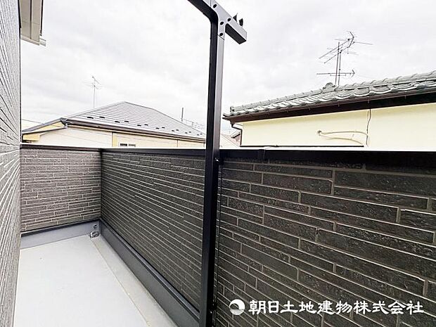 お布団やシーツも1回でまとめて干せます。