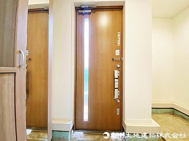 【玄関】散らかりがちな玄関もスッキリできる玄関収納です