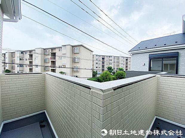 お布団やシーツも1回でまとめて干せます。