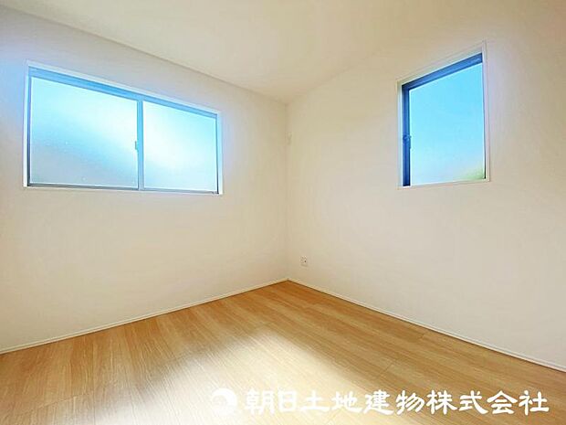 お陽さまの光とさわやかな風をたっぷりとりこめます。