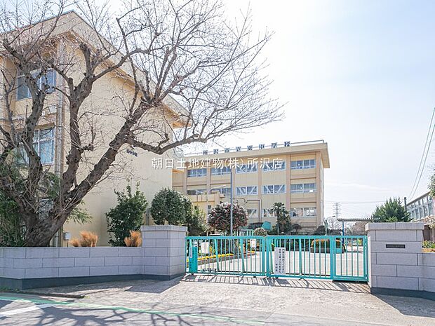 所沢市立東中学校まで 徒歩32分 2556m!距離がある分、お友達との通学の思い出をたくさん作れます。