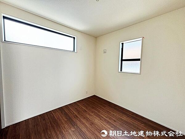 どこにいても明るさを感じられる、2面採光で風通しも良く心地良い暮らしができる住まい。