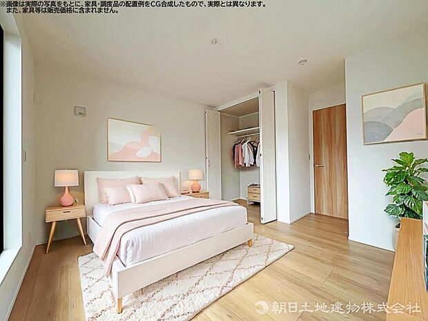 明るい陽光が差し込む洋室。主寝室や子ども部屋など、多彩な用途に対応できる空間です。
