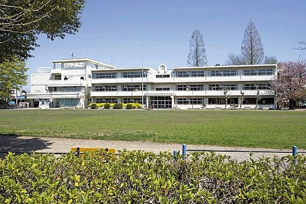 西東京市立柳沢小学校まで徒歩7分　531ｍ！安全で安心な通学環境。落ち着いた周辺で子育ても快適です。