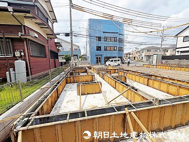 2026年9月完成予定（6月中旬撮影）