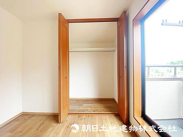 部屋ごとに設けた収納は住みやすさへのこだわり