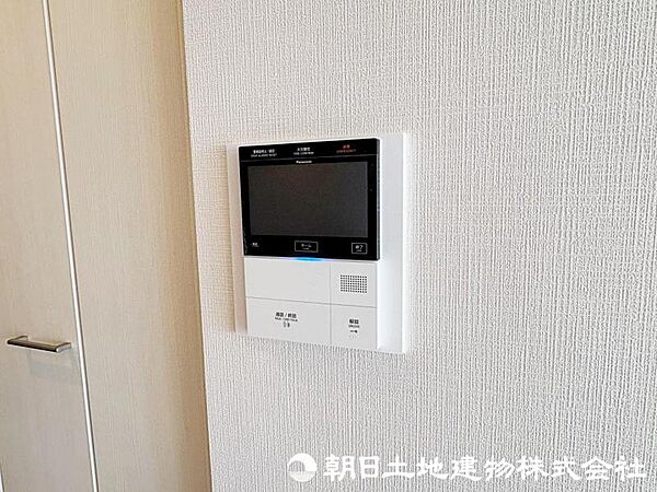【設備】お子様のお留守番にも安心、訪問者を確認できるＴＶモニター付インターホン