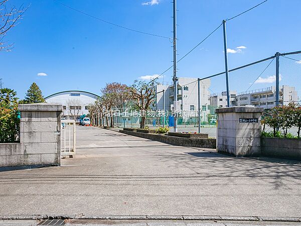 所沢市立狭山ケ丘中学校　1276ｍ