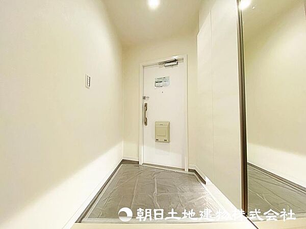 お家に出会う人々を出迎える玄関だからこそ、広々清潔感あふれる空間にしたいもの。