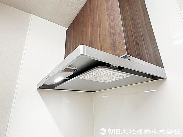 お手入れのしやすいスタイリッシュなデザインのレンジフード