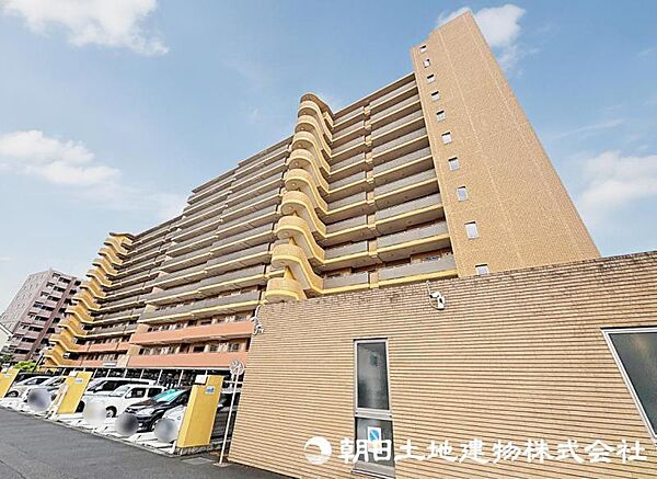 【外観】管理が行き届いたタイル張りのマンションです