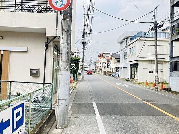 現地写真：前面道路