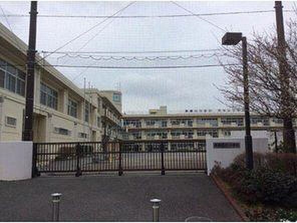 横浜市立奈良の丘小学校 徒歩10分。 790m