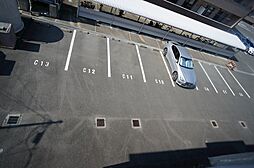 10 / 18