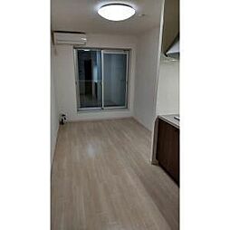 アドラブール 1階ワンルームの寝室