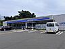 周辺：ローソン 高知競馬場前店（890m）