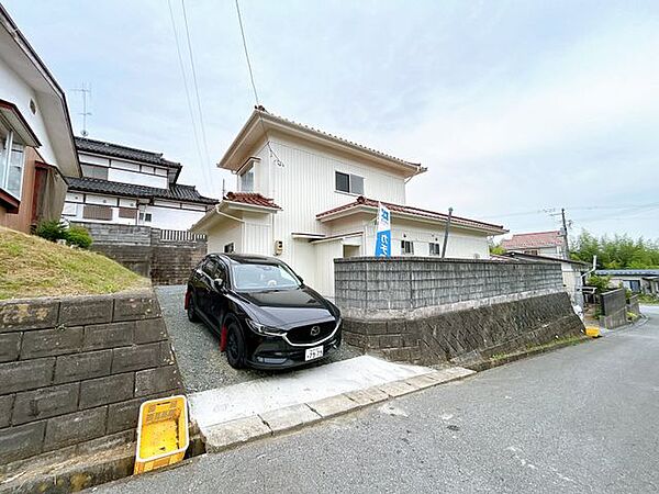 【リフォーム中】外観別アングルです。