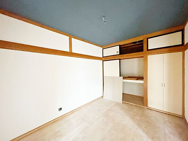 【リフォーム中】1階和室別アングルです。畳表替えを行います。