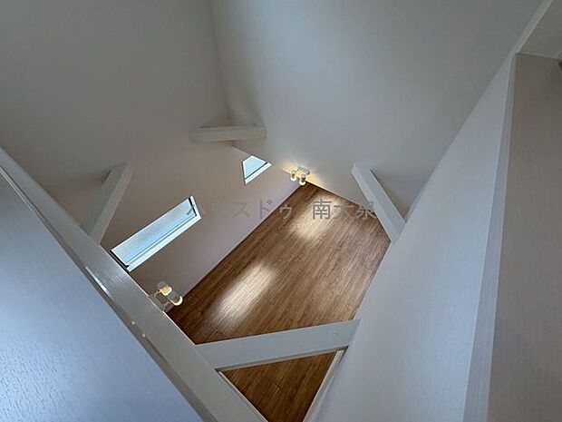 吹抜けになっております。