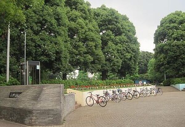 文理台公園 890m