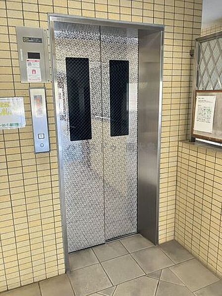 エレベータ