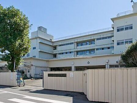 西東京市立田無第二中学校 1120m