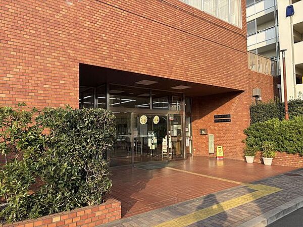 谷戸図書館 200m