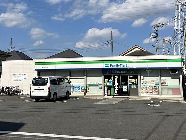 ファミリーマート 南大泉六丁目店 540m