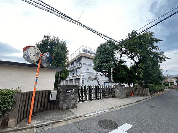 区立大泉第二中学校 1490m