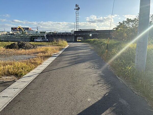 前面道路含む現地写真