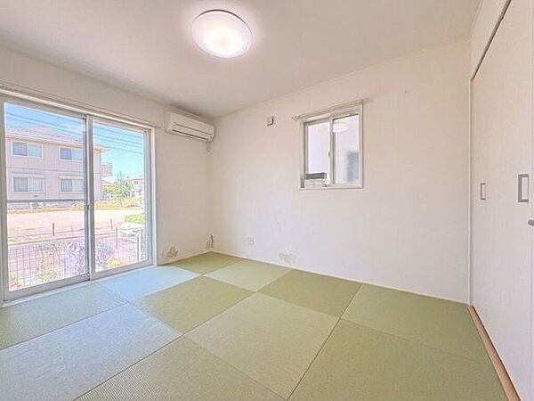 来客時にも利用できる和室が一部屋あると重宝しますね♪※実際の写真から家具消しの加工を行っております。