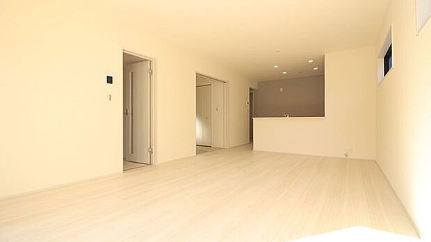 南向きのLDKには明るい日差しが差し込みます！