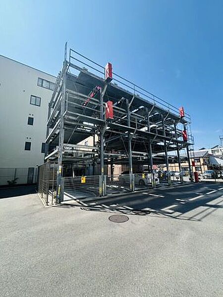 機械式駐車場あり、車両事故や犯罪のリスク、トラブルに巻き込まれにくいのが嬉しいポイントですね。