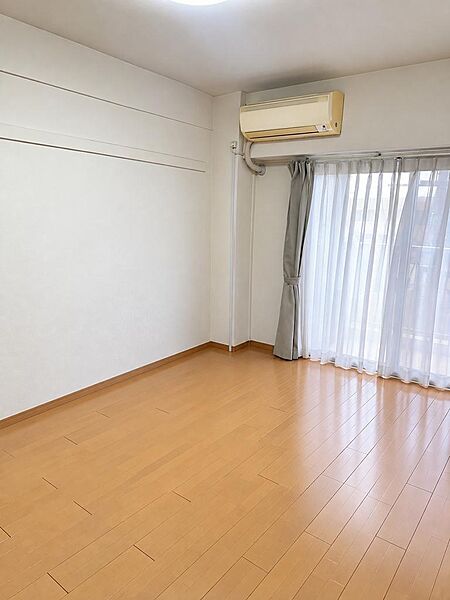 【画像加工あり】室内写真は現況の家具・小物を画像処理で消去したものです。実際の見学時や引渡し時の状態とは異なる場合があります（現況優先）。