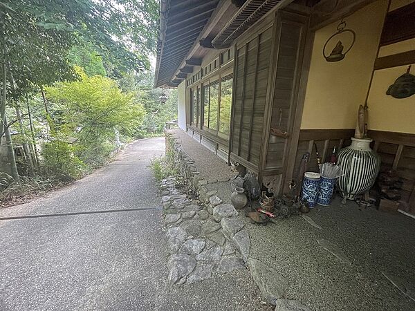 【建物？】玄関