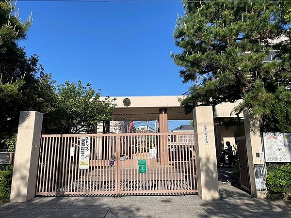 京都市立鏡山小学校