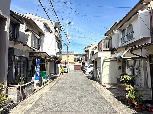 前面道路幅員約5ｍあり