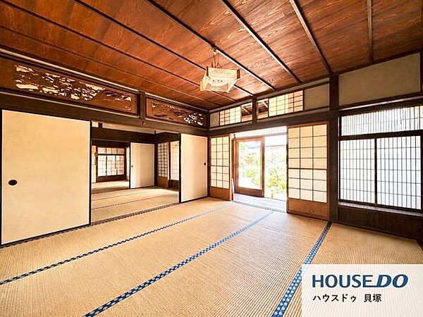 障子がついており、優しい光を取り込めます。