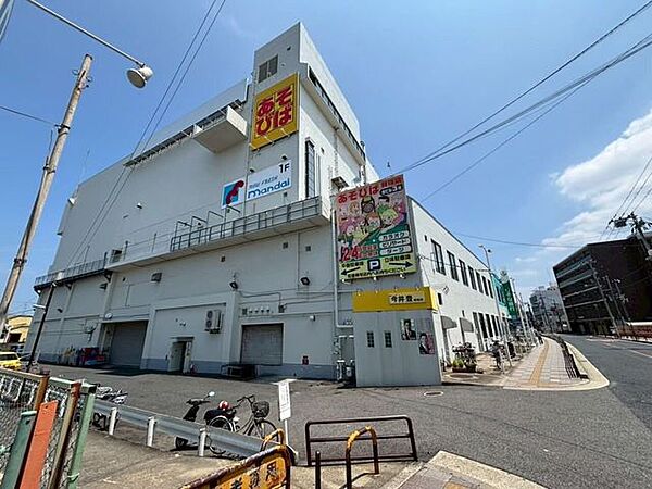 万代 貝塚店 1530m