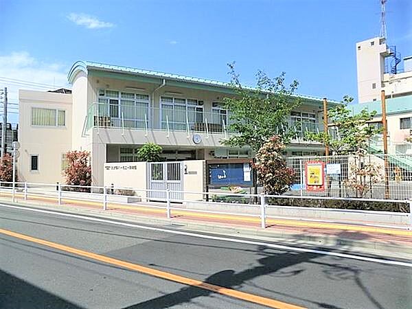 閑静で穏やかな住環境は、子育て世帯も安心の立地です。