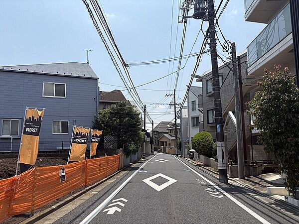 前面道路含む現地土地写真