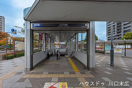 川口元郷駅都心へのアクセスが良好な埼玉高速鉄道の駅で、東京メトロ南北線へ直通も可能。閑静な住宅街に位置し、買い物施設や緑地も多く、ファミリーにも暮らしやすい駅です。 240m