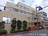 周辺：寿康会病院（9:00～12:00、15:00～18:30※科による）内科や外科などを備える地域の救急病院です。急な体調不良の際にも受診しやすく、家族の健康を身近で守る心強い存在です。 930m
