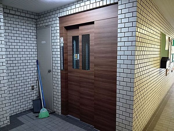 エレベータ